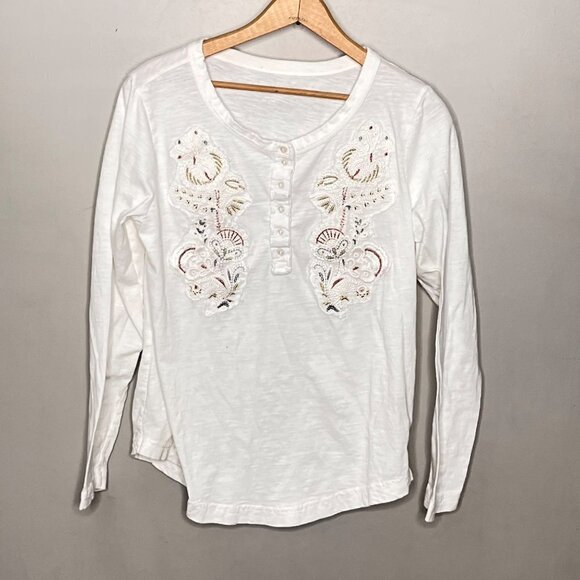 Soft Surroundings White Henley Shirt with Embroidered applique detail- Size Smal - Picture 1 of 4